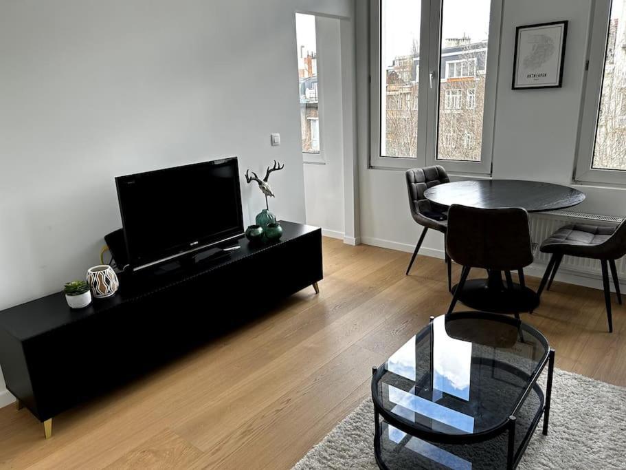 Apartment Near Central Station Antwerpen Eksteriør billede